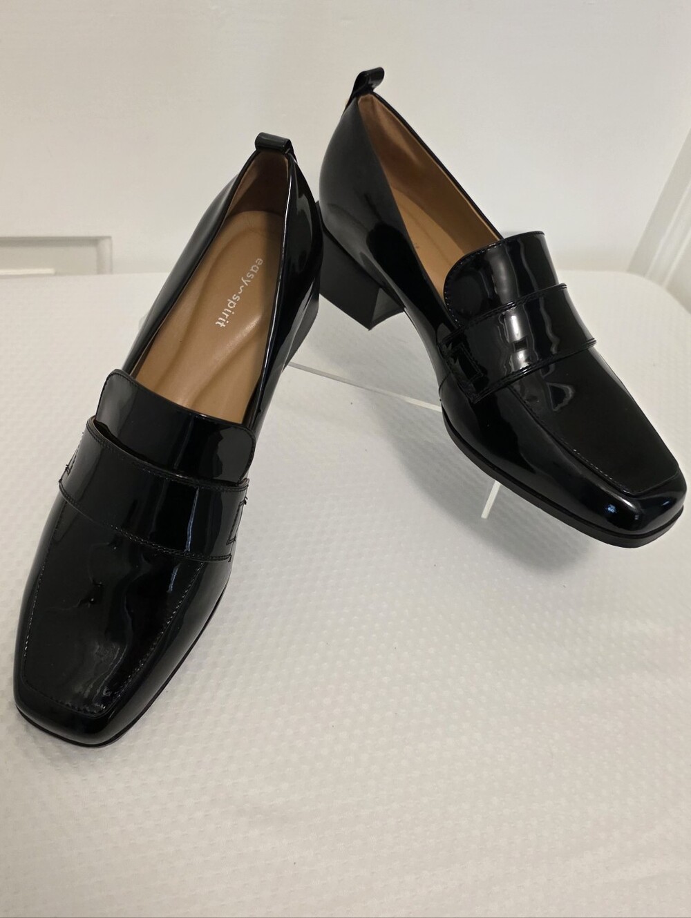 NWOB Easy Spirit Darlene Dress Black Patent Leather Loafers Size 8 Wide